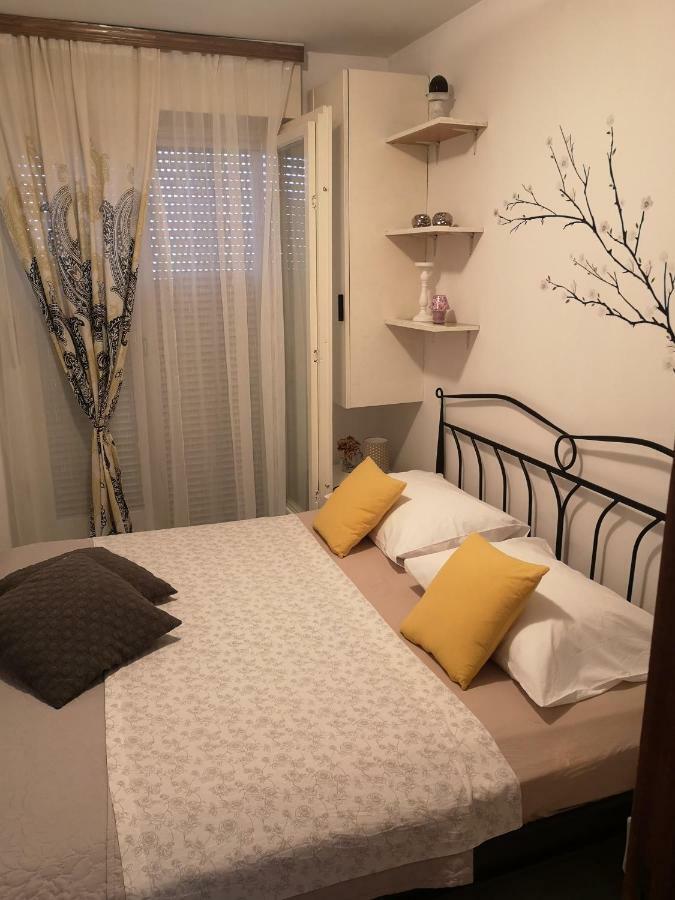 Apartman Mera Apartment Zadar Exterior photo